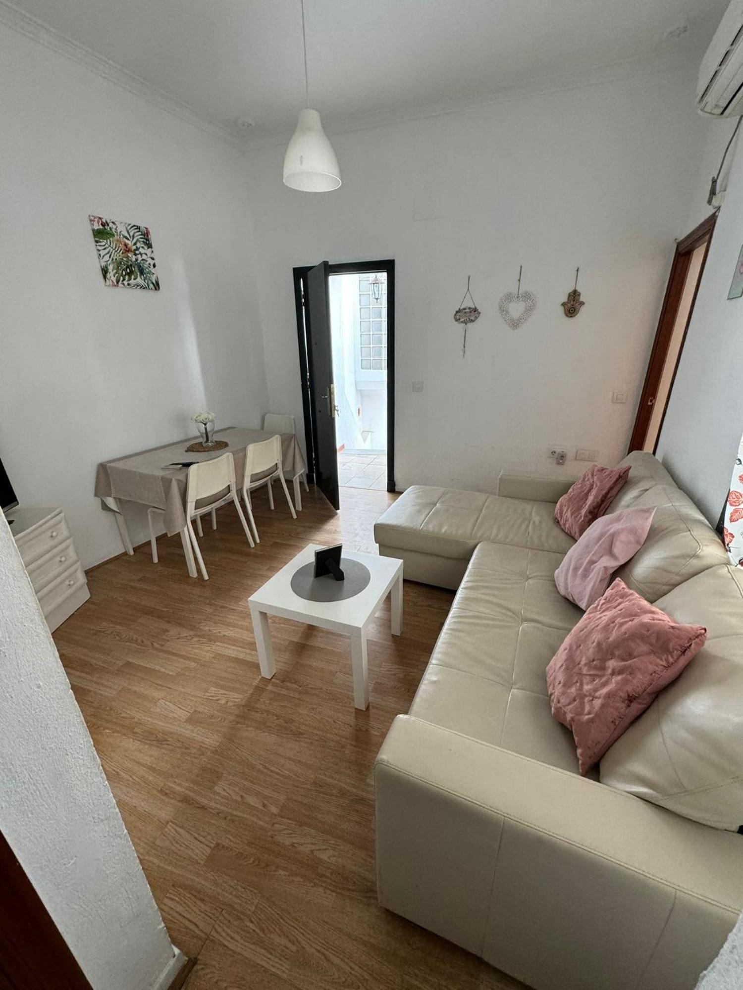 Apartamentos Porvera Jerez Херес де ла Фронтера Екстериор снимка